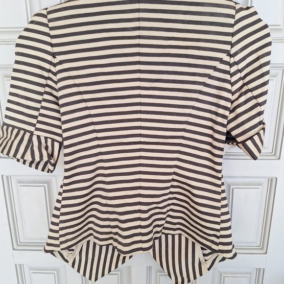 Vero Moda Jacket SzXS Stripe Blk/Tan Collar/Dbl Breasted Short Sleeves NWT - Picture 7 of 8